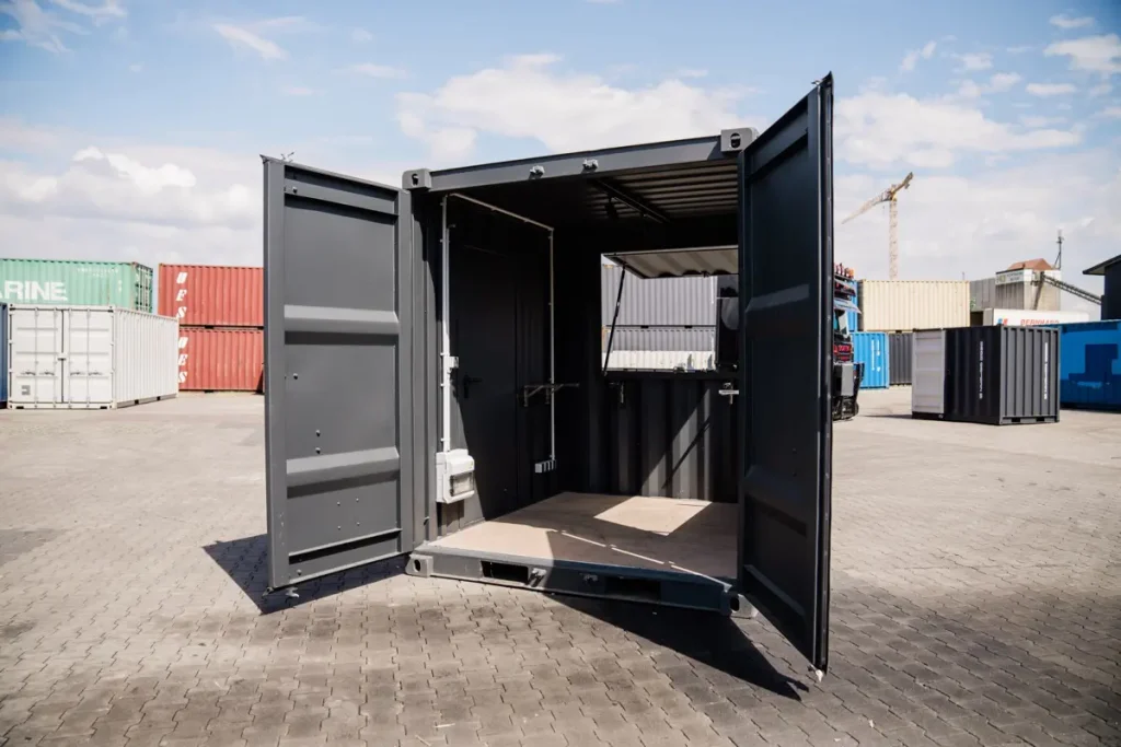 10-Fuss-Barcontainer-6.jpg
